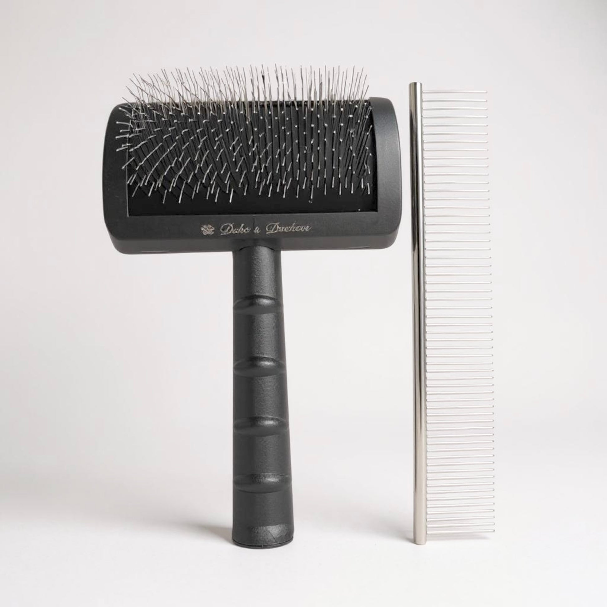 goodbye-tangles-pro-slicker-brush